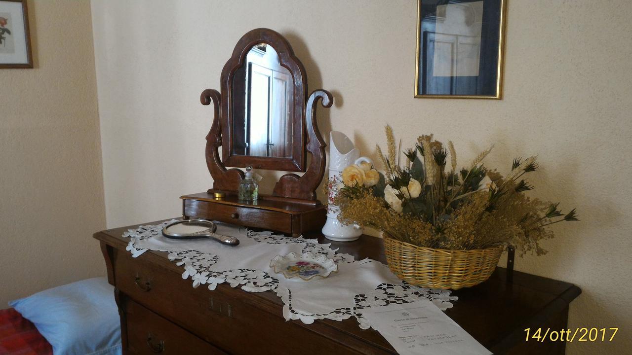 L'Ape In Corte Casa Di Campagna, Via Francigena Stanze E Colazione Vaccarizza Extérieur photo