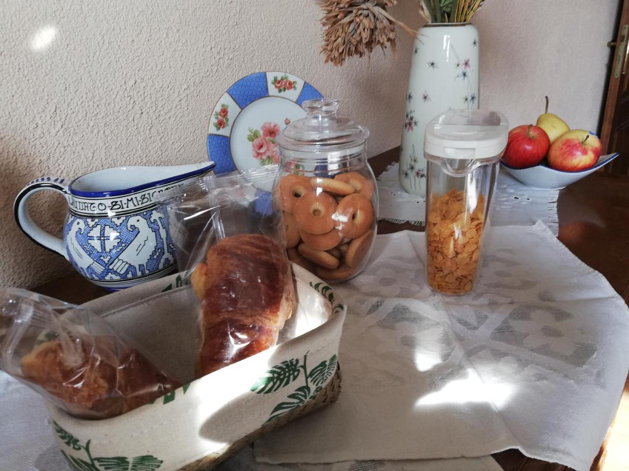 L'Ape In Corte Casa Di Campagna, Via Francigena Stanze E Colazione Vaccarizza Extérieur photo